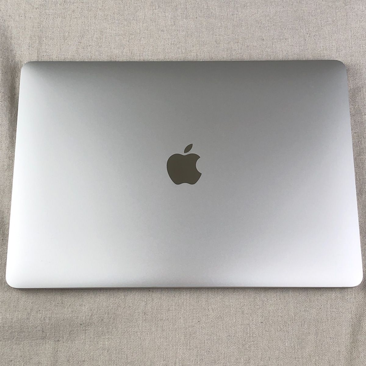 ◆ジャンク品 本体のみ◆Apple MacBook Pro 13インチ 2020 Thunderbolt 3ポートx2 i5 16GB 256GB 画面表示色異常 A2289 EMC3456 MB-JUNK-251658 325224 VETTDRUCK_DE