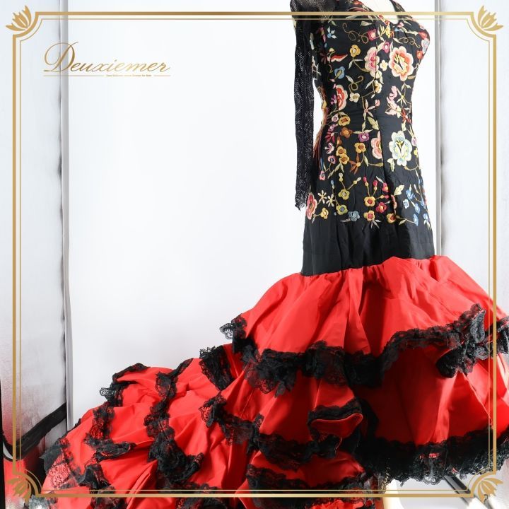 フラメンコ 衣装 バタデコーラ ワンピース ドレス 赤 黒 フリル ボランテ レース 刺繍 豪華 感 重厚感 ダンス パーティ 発表会 レッド系 ブラック系 ステージ 衣装 花柄 フォーマル クラシック パーティー用 ドレス コスチューム