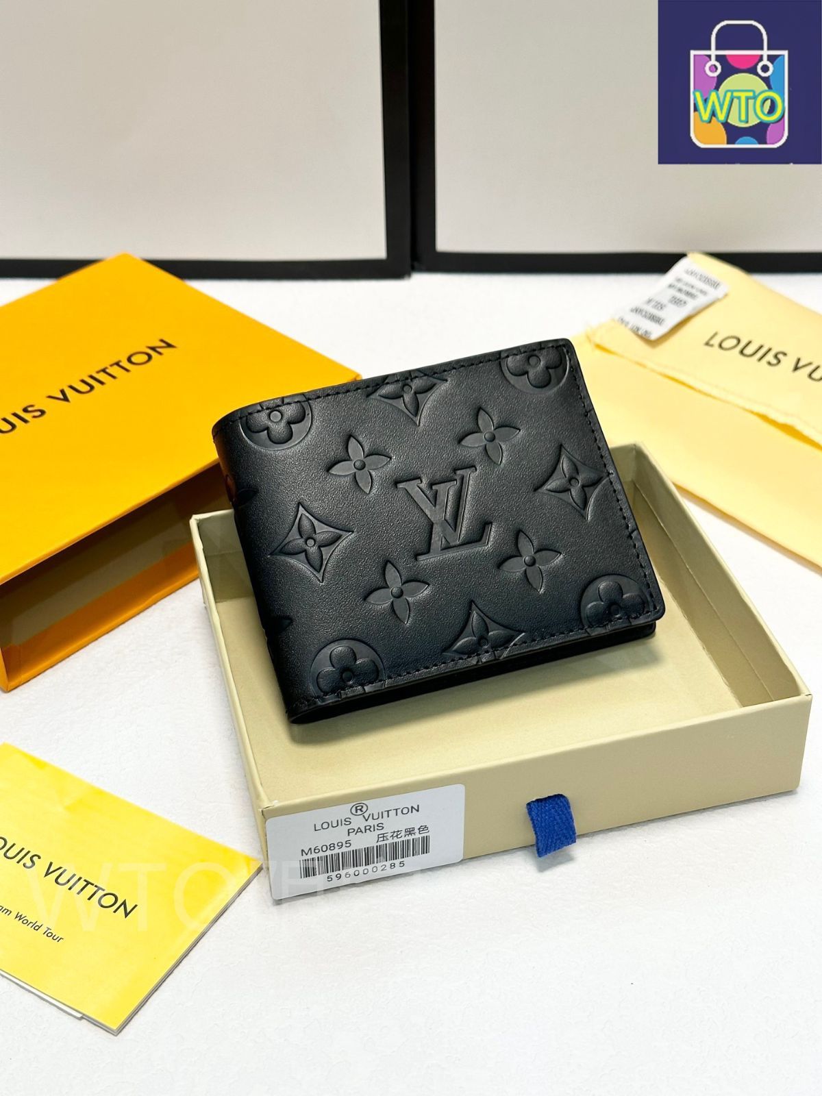ポーチLV正规品 Louis Vuitton】今日特価！黒色 19x10cm 牛皮圧花ポーチ 送料