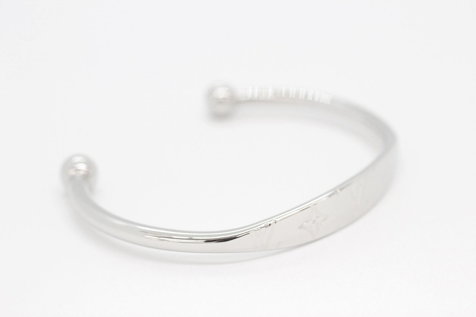 LOUIS VUITTON(ルイ ヴィトン) M64839 モノグラム ジョンク バングル