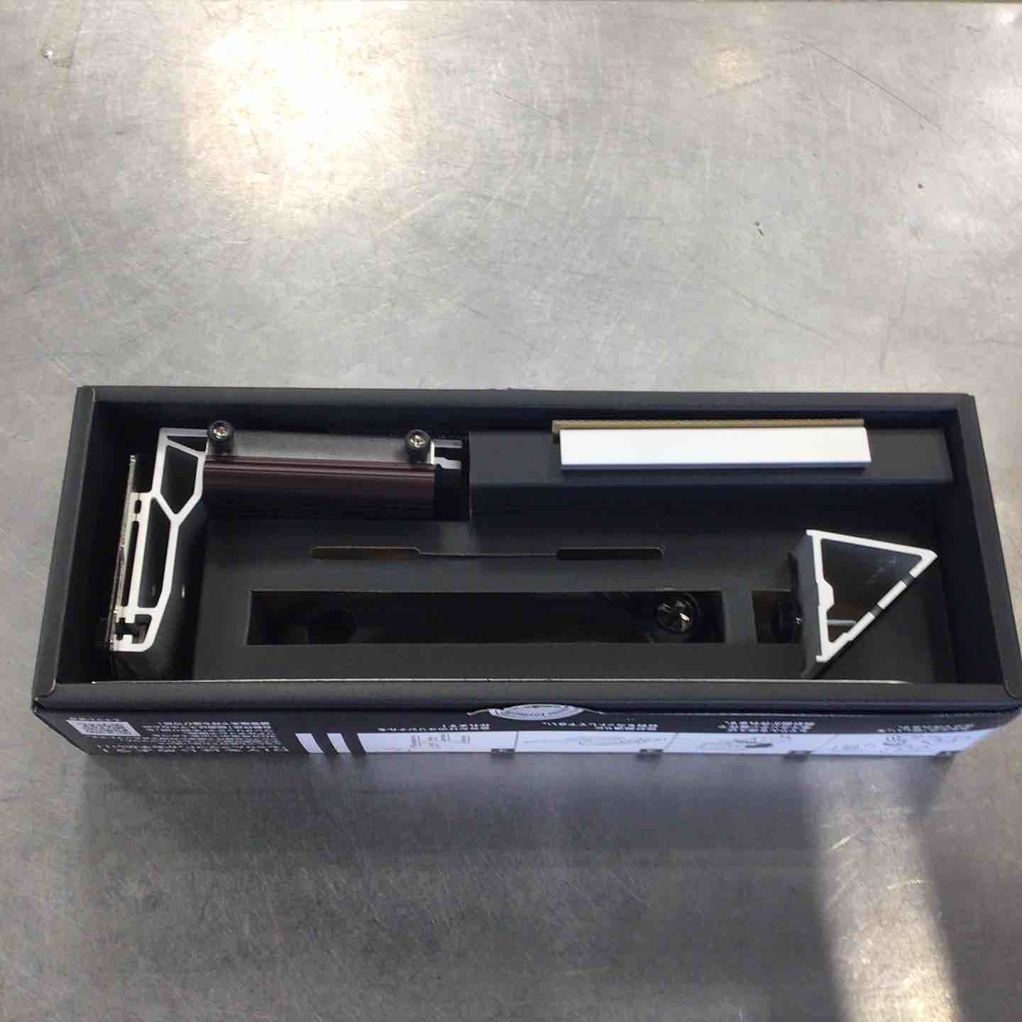 本体
