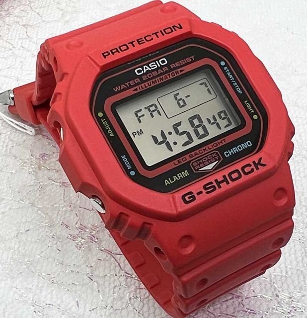 新品未使用　G-SHOCK DW-5600EP-4JF レッド G-SHOCK 5600 ENERGY PACK エナジーパック DW-5600EP-4JF メンズ