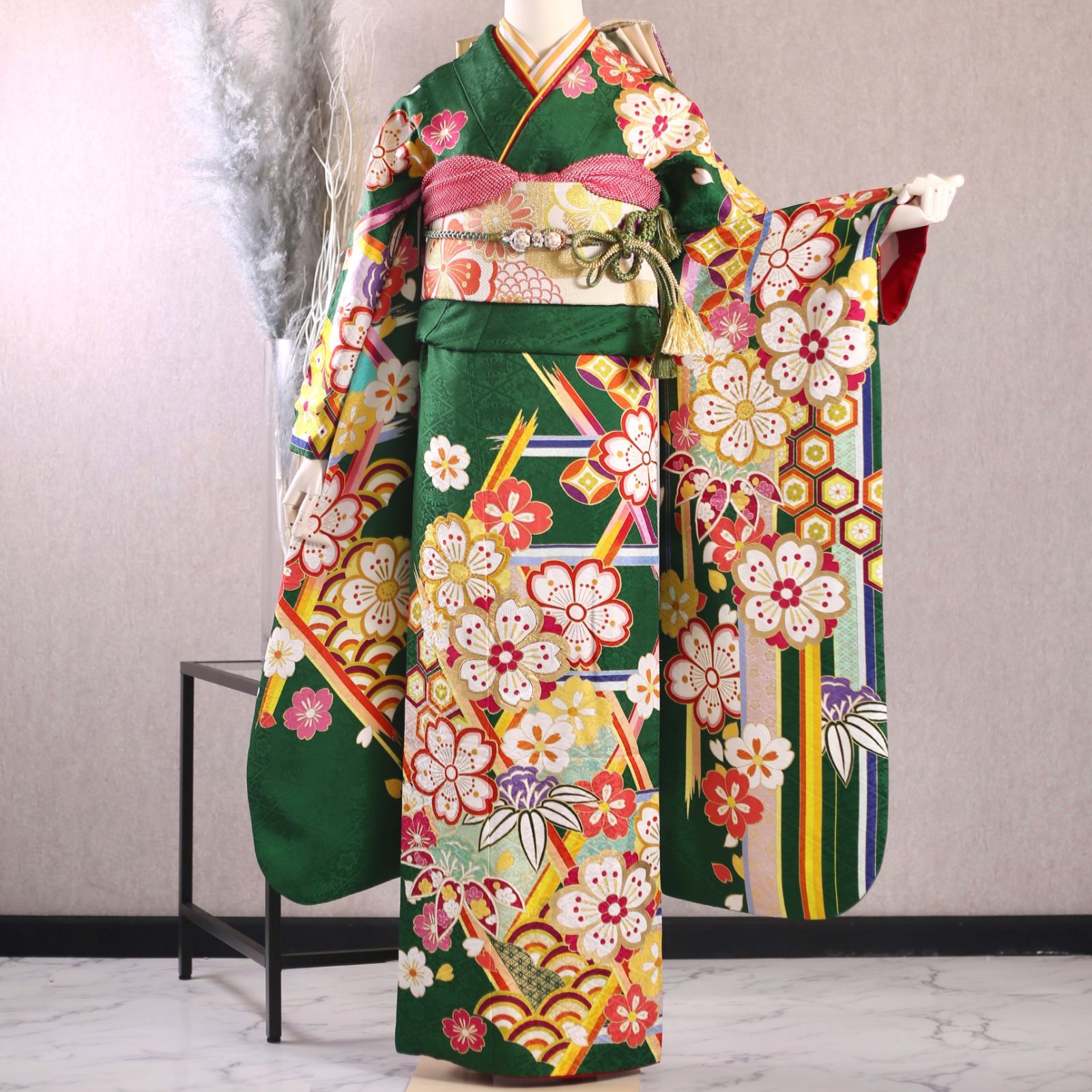 振袖フルセット 振袖セット 振袖 L～LLサイズ 中古 緑×レトロポップ 美 