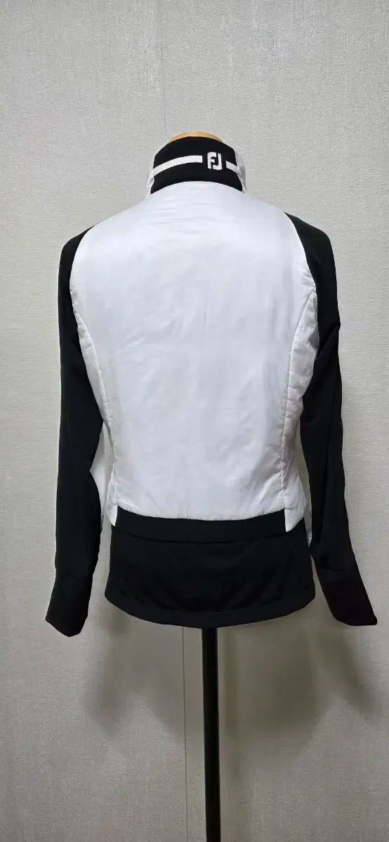 即発送】ゴルフ FOOTJOY レディース セットアップ（グレー）Sサイズ