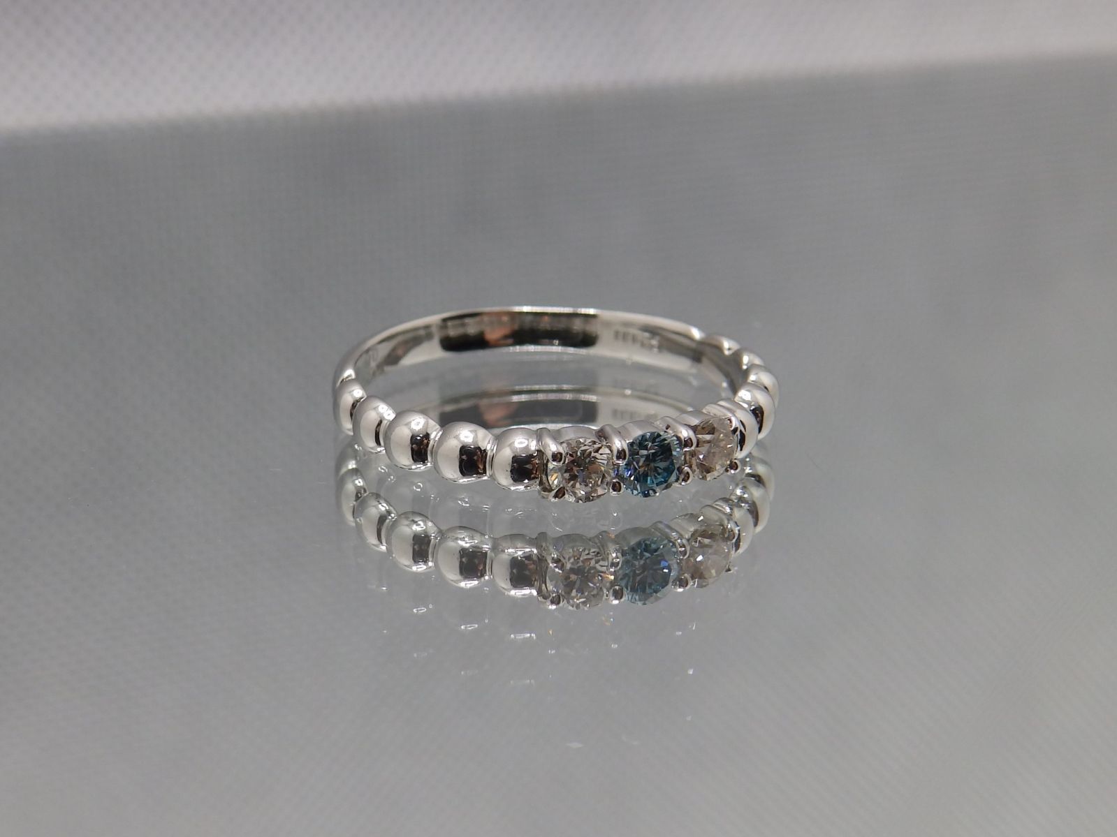 ダイヤモンドのリング【Pt900】【0.11ct】【0.20ct】 - メルカリ