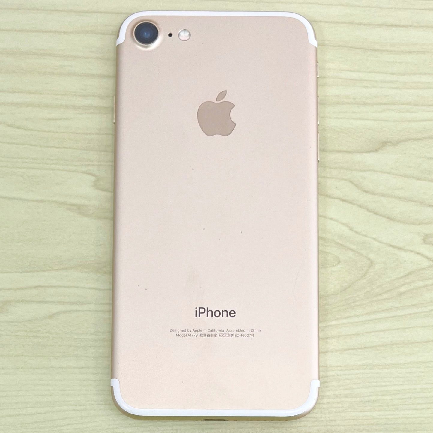 美品　国内版　SIMフリー　iPhone7 Plus 32GB ゴールド色 iphone7plus SIMフリー 32GB GOLD Apple iPhone 7Plus 32GB ゴールド