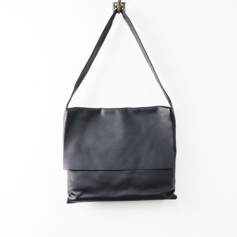 美品 エヴァムエヴァ evam eva レザー フラップショルダーバッグ 