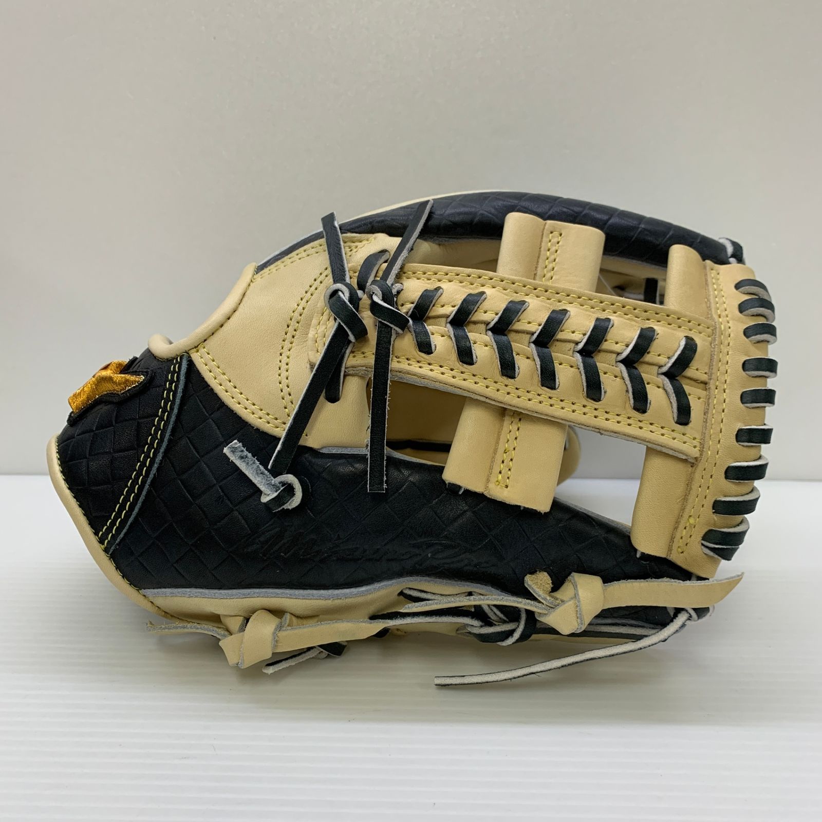 ミズノ MIZUNO ミズノプロ 軟式 大人 一般 内野手用 グローブ グラブ 右投げ 1AJGR97113 箱 グローブ袋付き 野球 6347