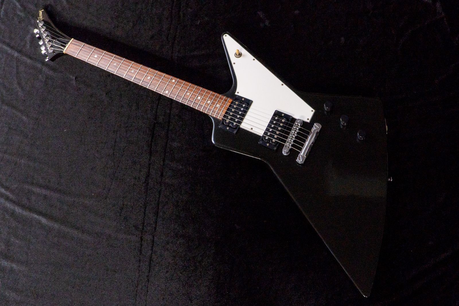 | Explorer’76