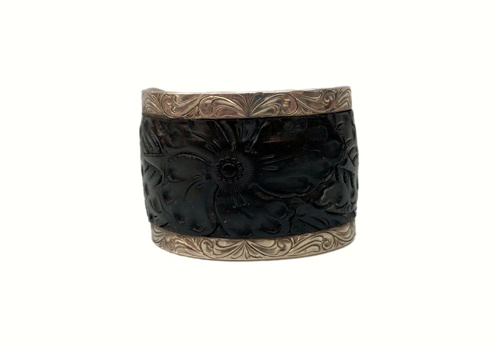 ボグト Vogt Silversmith Silver Bangle シルバー バングル 彫刻 ウエスタン ブレスレット 925 黒 銀 メンズジュエリー・アクセサリー バングル 総柄 シルバー 104A-31