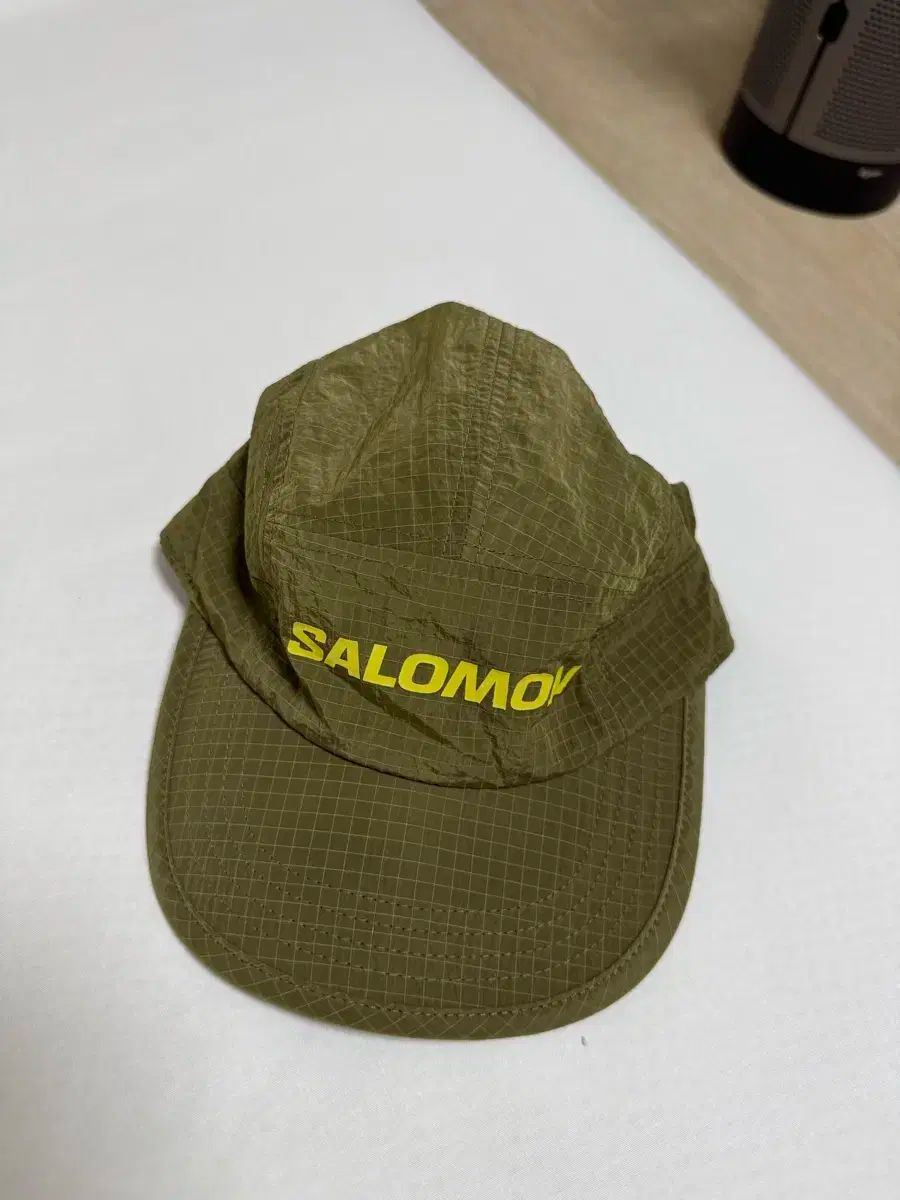 Salomon サロモン 登山 実行しています キャップ 帽子