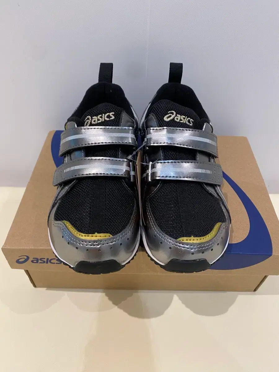 KAMOオリジナル シューズケース 白×白×白×黒／サッカーショップ