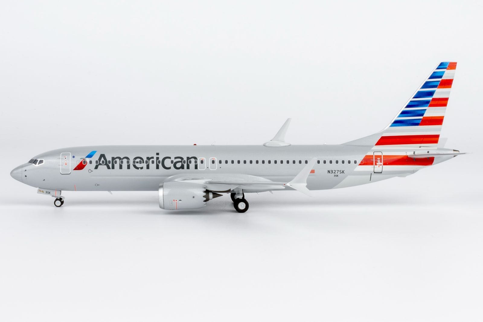 NGmodel アメリカン航空 737MAX8 N327SK 1|200 92018