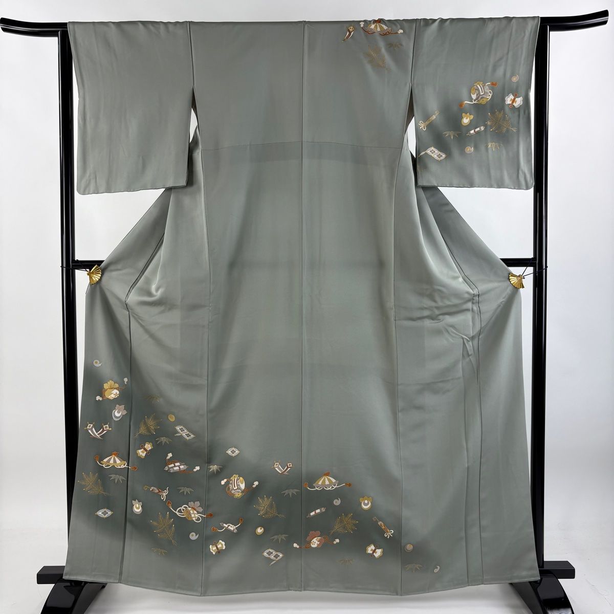 付下げ 身丈162.5cm 裄丈64cm M 袷 宝尽くし 金糸 金彩 灰緑 正絹 秀品