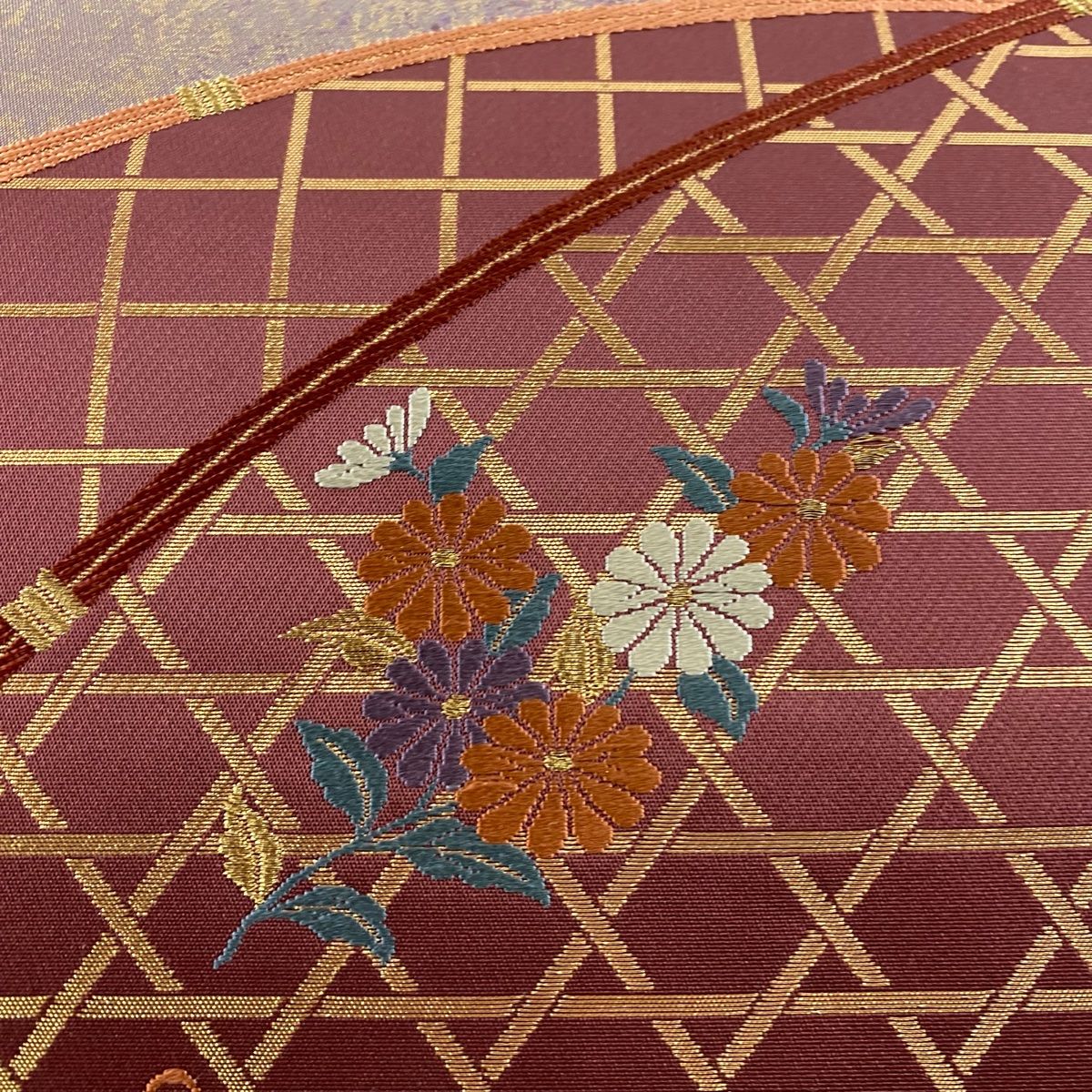 袋帯 秀品 蝶 籠目 刺繍 箔 えんじ色 六通 正絹
