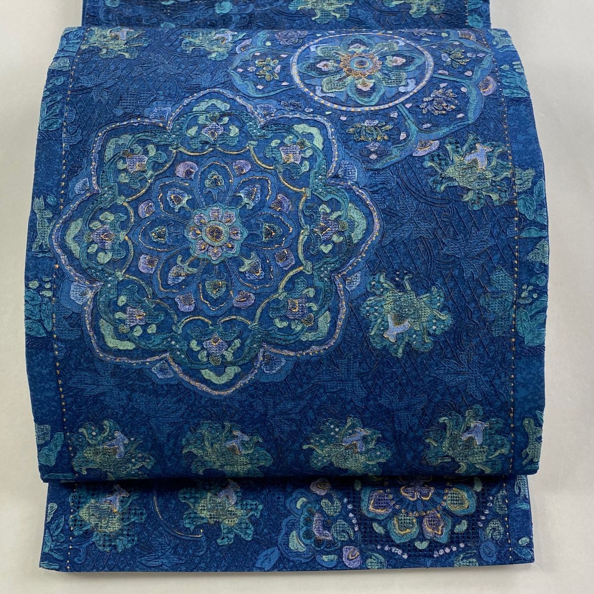 袋帯 華文 花唐草 刺繍 金彩 青 お太鼓柄 正絹
