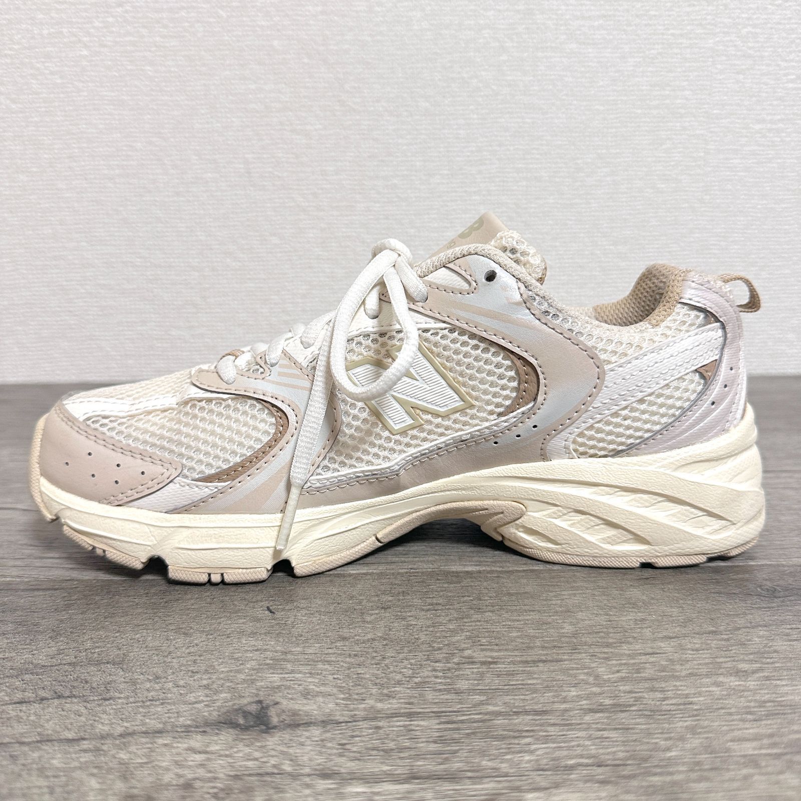 New Balance MR530AA シンセティックレザー×メッシュ スニーカー 22.5