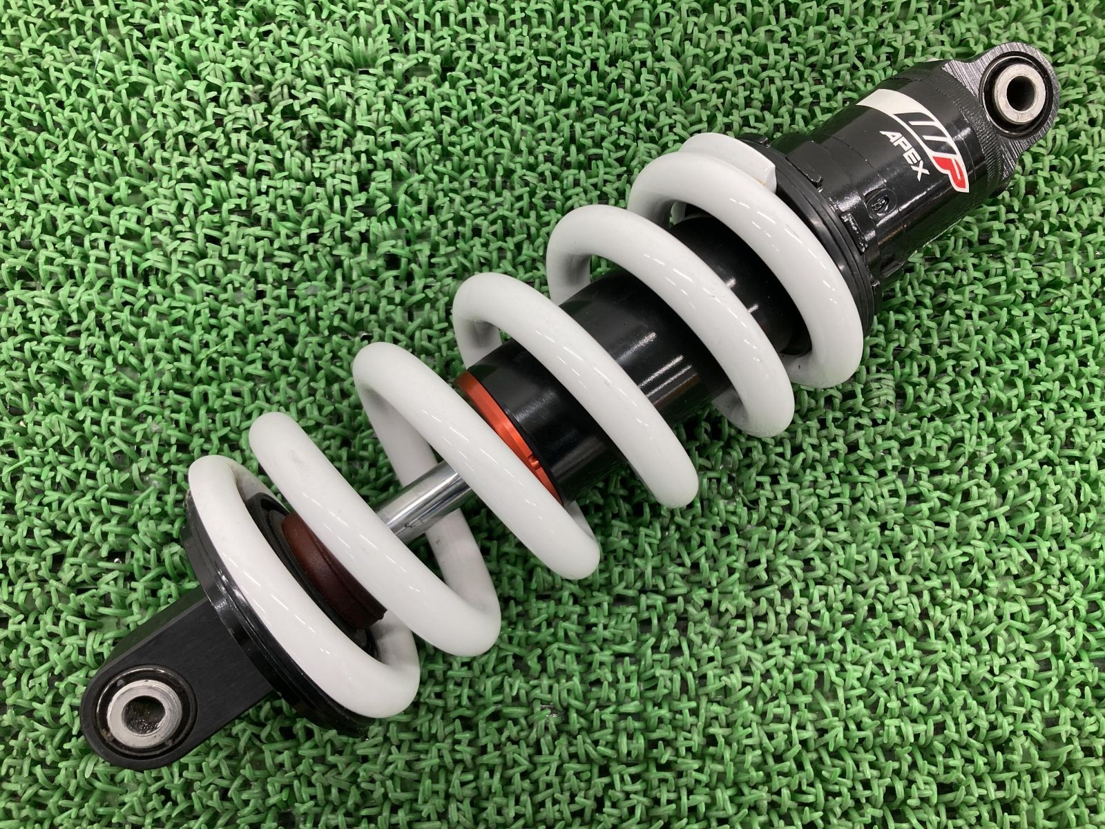 390アドベンチャー リアサスペンション JG 12 2047 KTM 純正 390アドベンチャー リアサスペンション JG 12 2047 KTM 純正 KTM