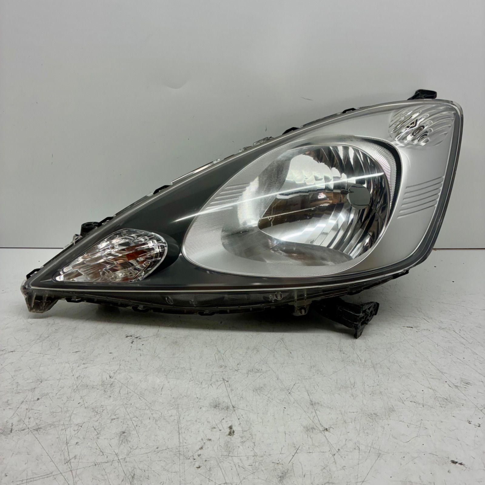 ホンダ フィット GE6/GE7/GE8/GE9 純正ヘッドライト 左右セット ホンダ