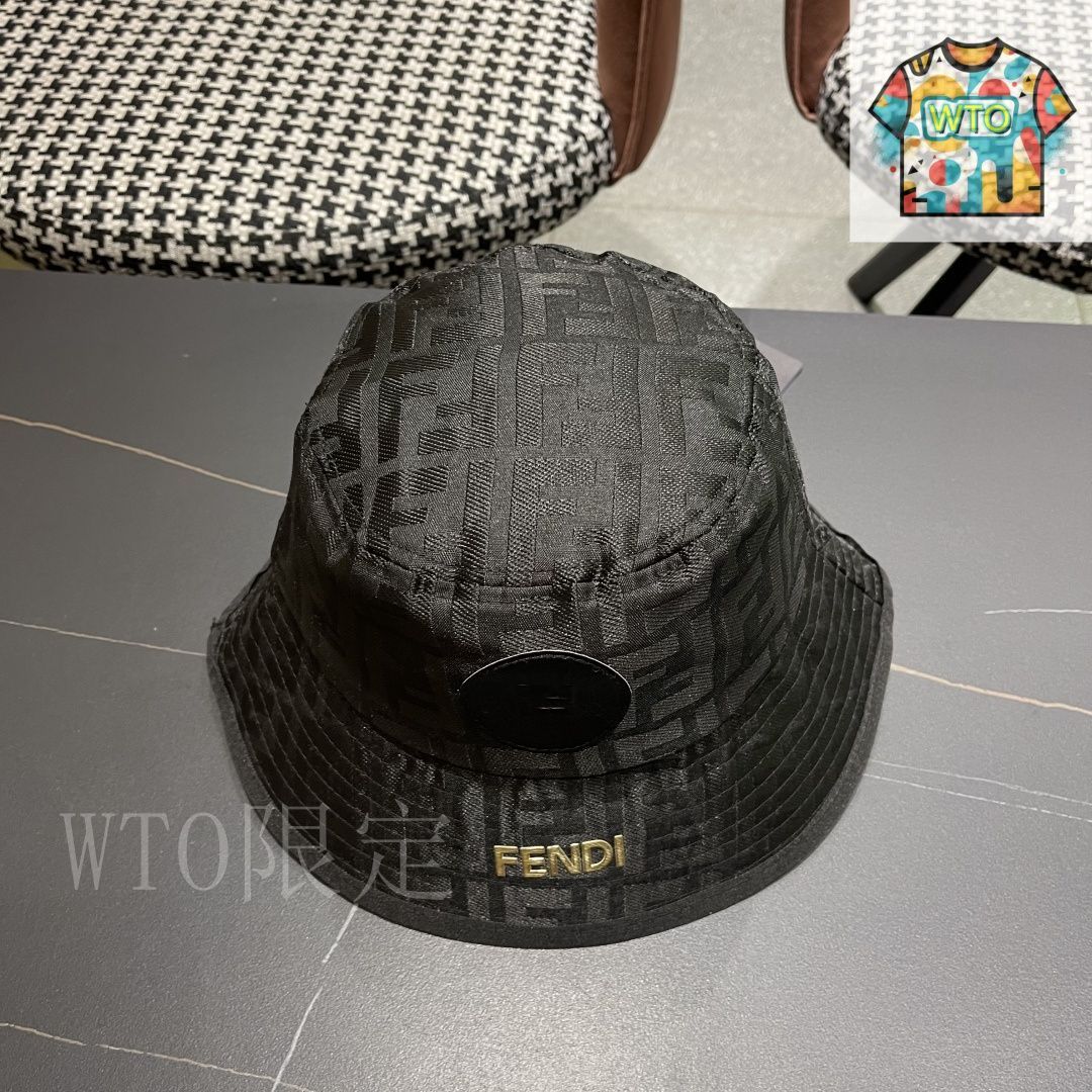 今日特価】FENDI FD モノグラムフィッシャー-1 - メルカリ