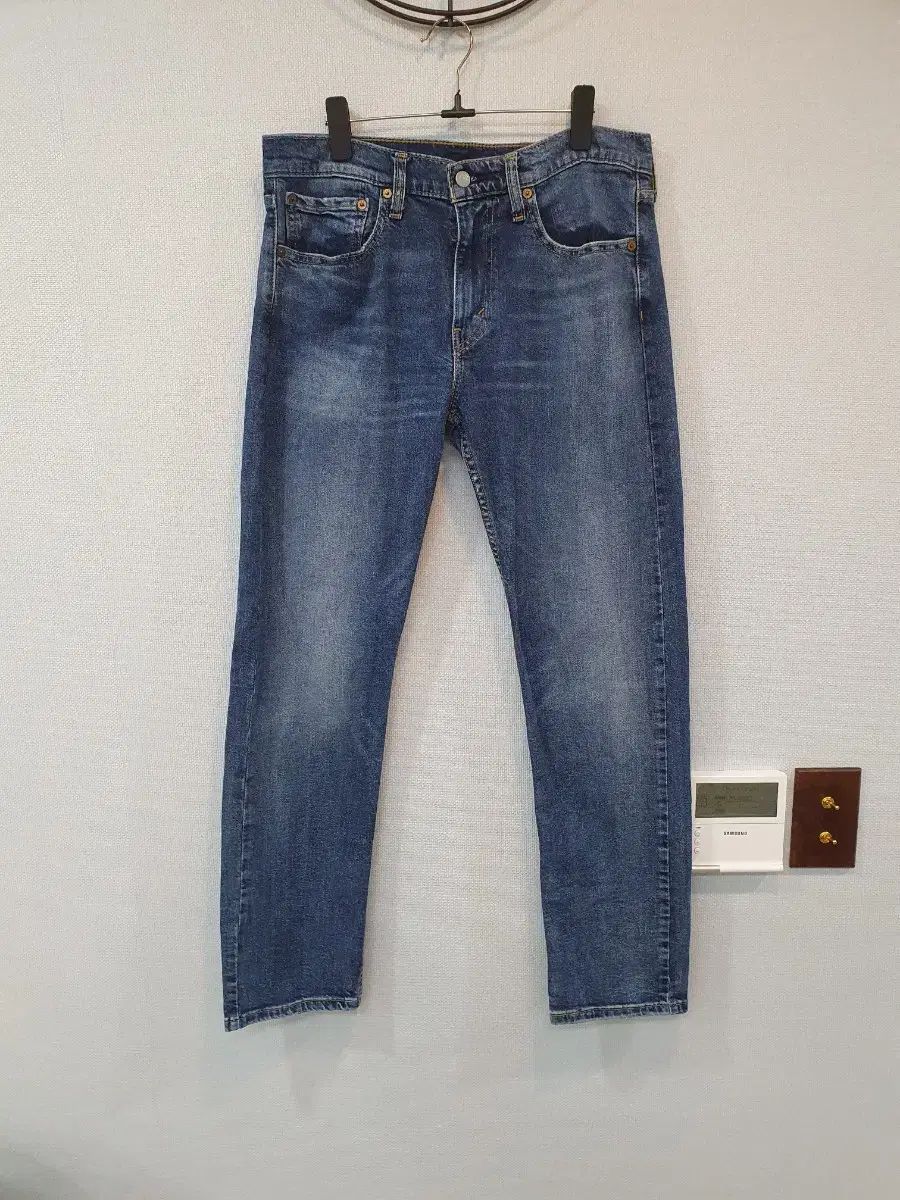 【雷市場（ポンジャン）商品韓国直送】 LEVI'S(リーバイス) 502 W32 L32