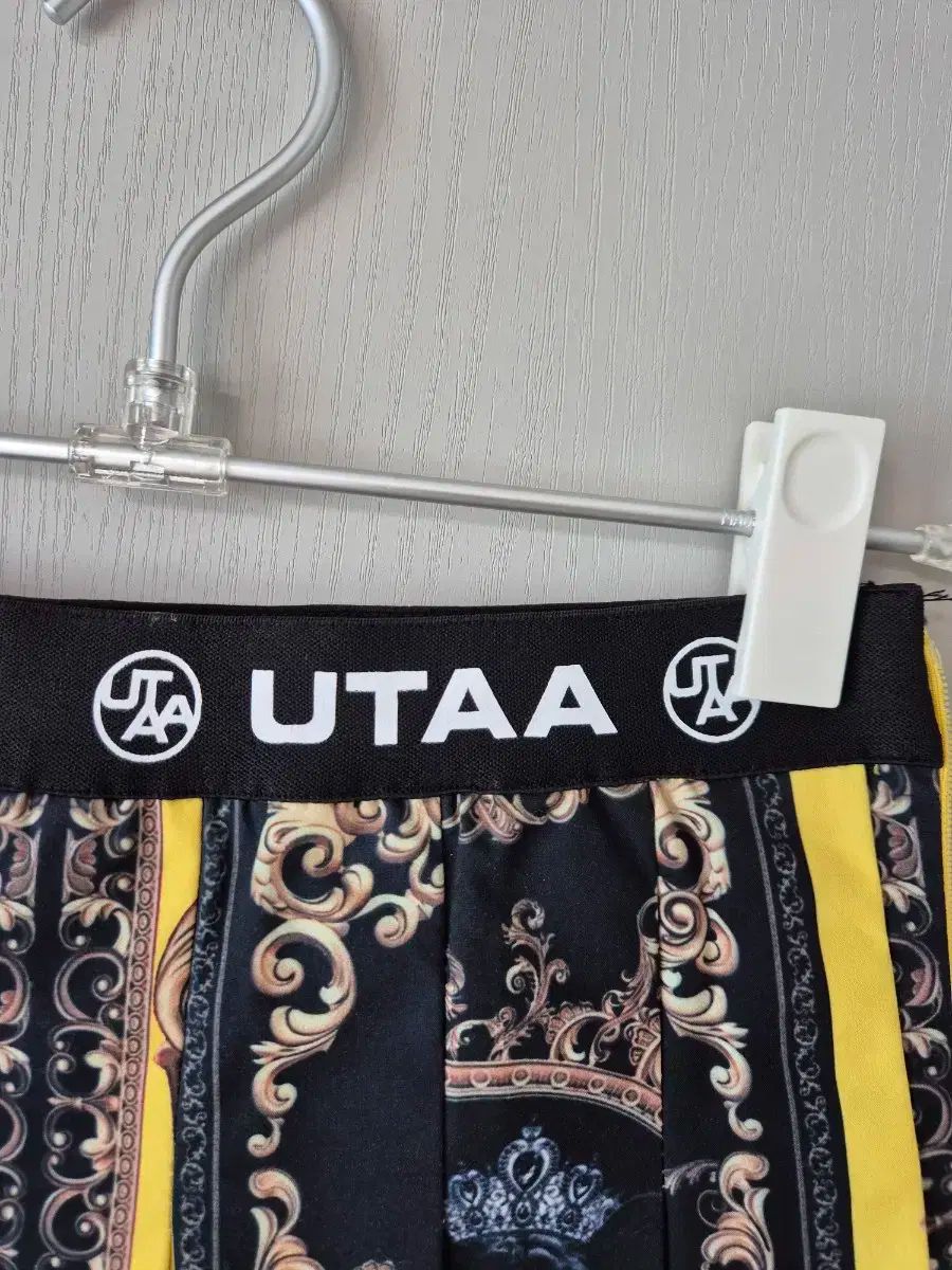 UTAA ユタ州 スカート イェロー パータン