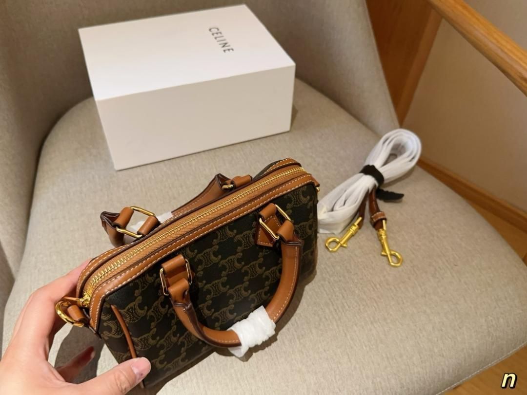 セリーヌバイエディスリマン