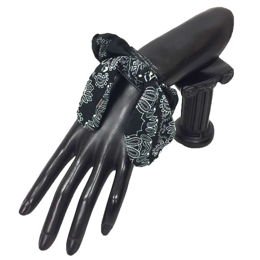 SAINT LAURENT PARIS サンローラン YSL シュシュ ヘアアクセサリー