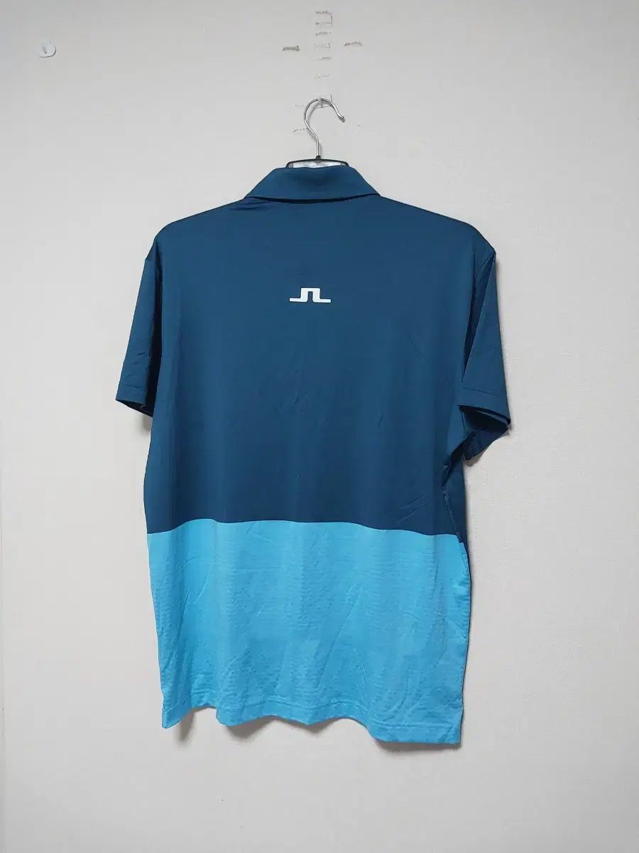 サブパラグラフ 襟付きTシャツ