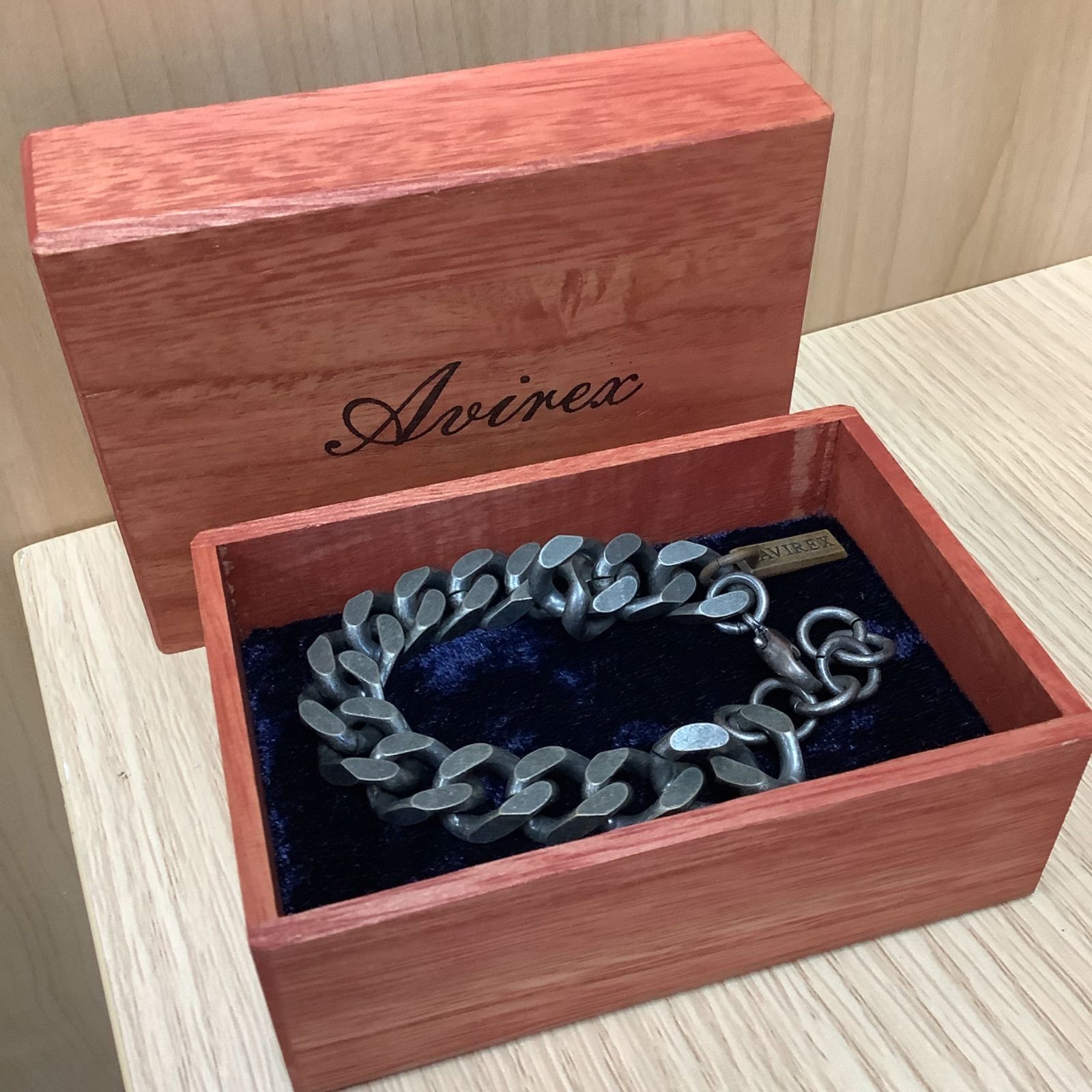AVIREX チェーンブレスレット - メルカリ