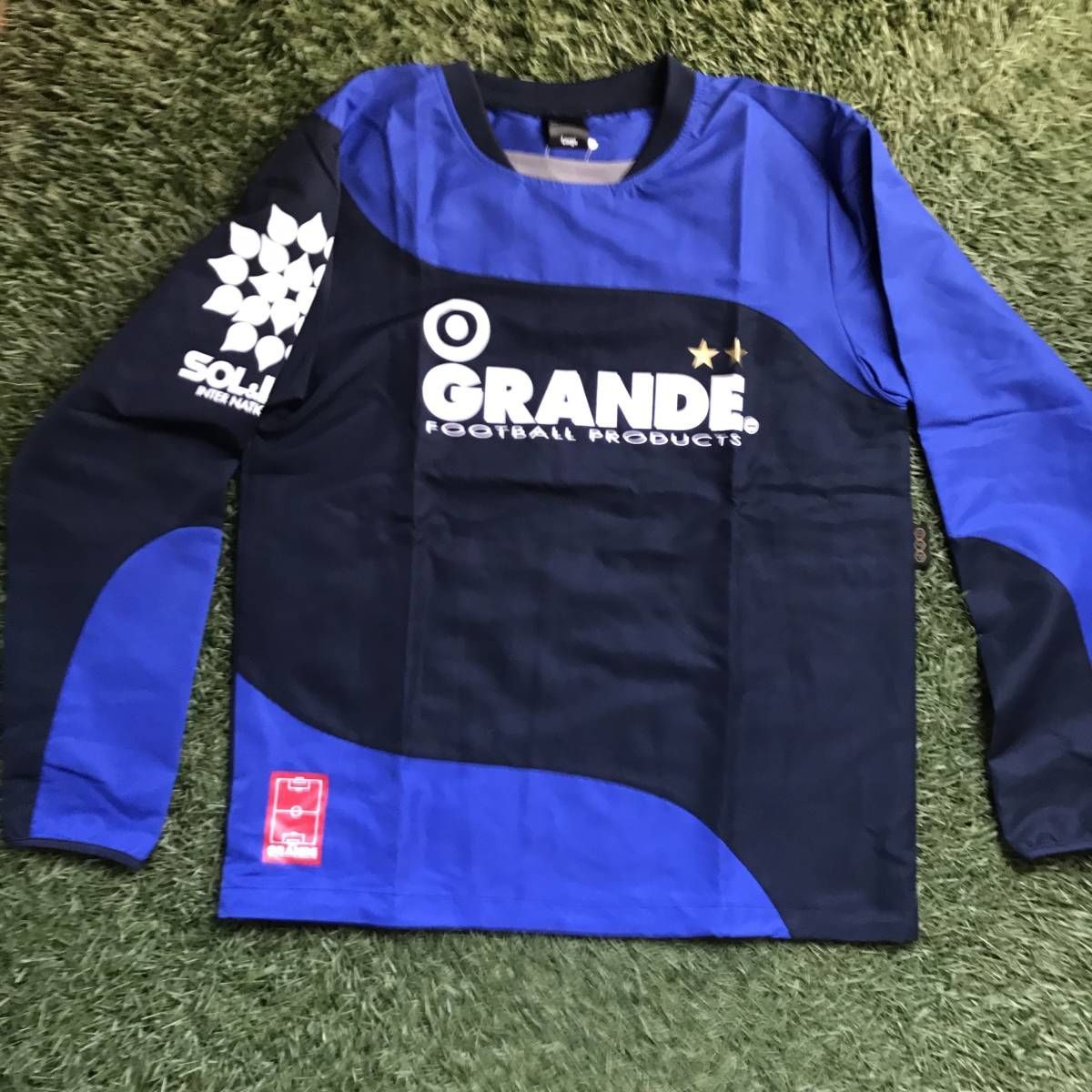 名古屋グランパス　ピステ　上下セット GRANDE ピステ上下セット /ネイビーXブル－/未使用新品/一枚物