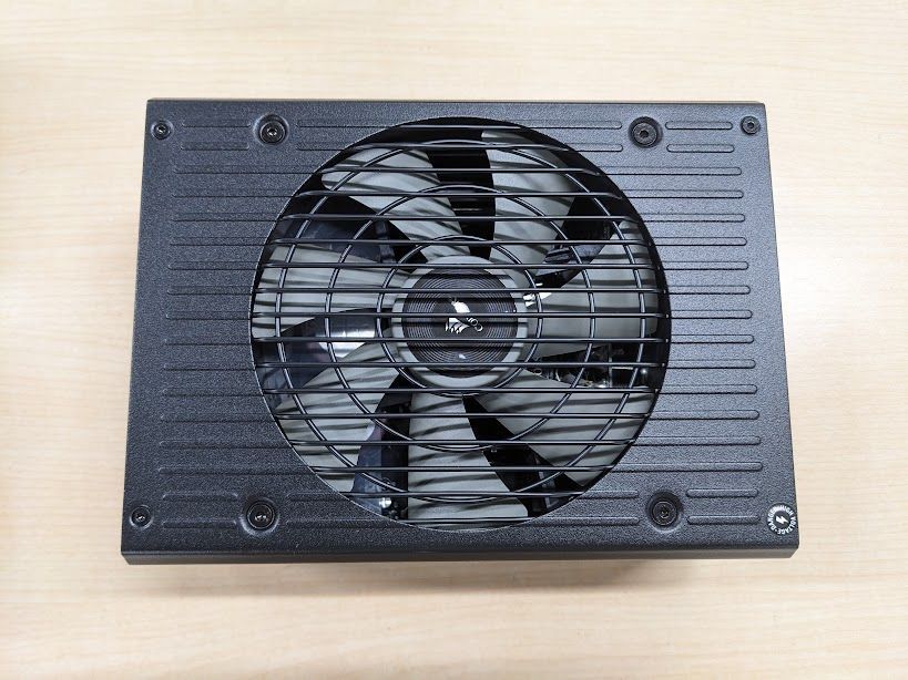 Corsair 1200W 80PLUS PLATINUM 10年保証 HX1200 CP-9020140-JP 外箱なし