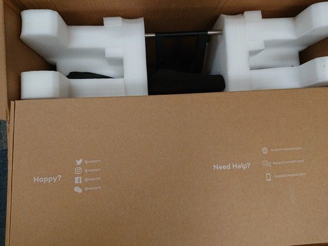 際立った ワコム Cintiq 22 液晶ペンタブレット DTK2260K0D