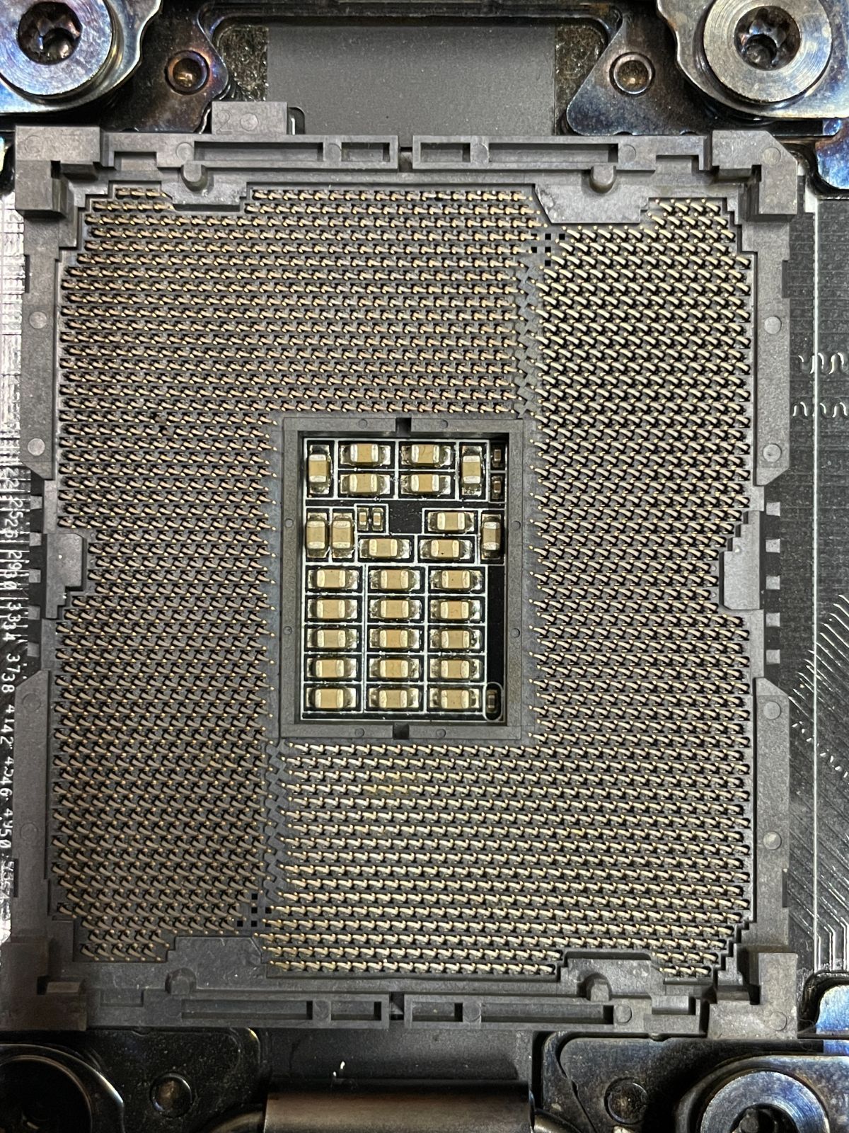 ASUSマザーボード、CPU core i7-6700、メモリ8GB2枚セット