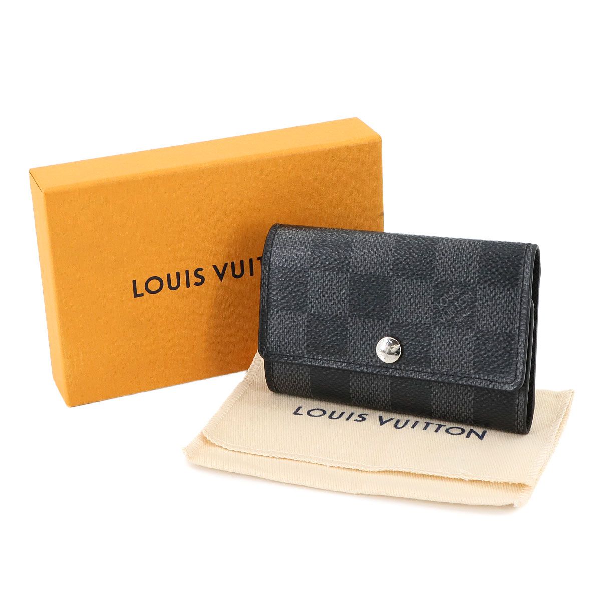 VUITTON