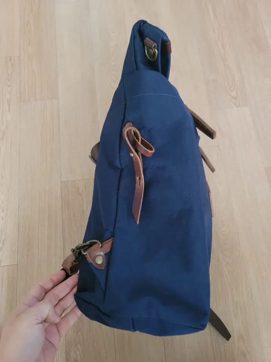 ✟