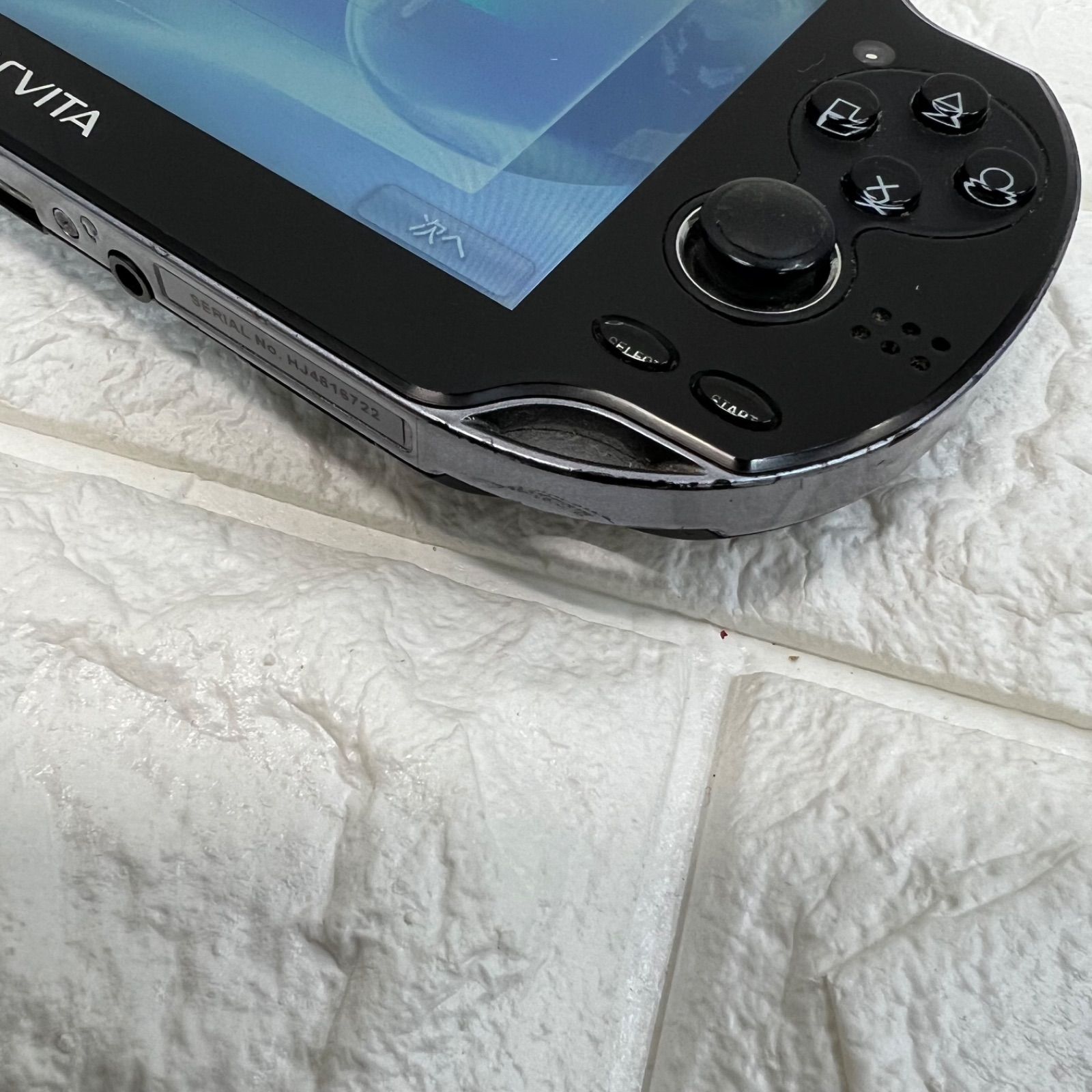 PS VITA PCH-1100 ブラック 8GBメモリーカード付き SONY ソニー 