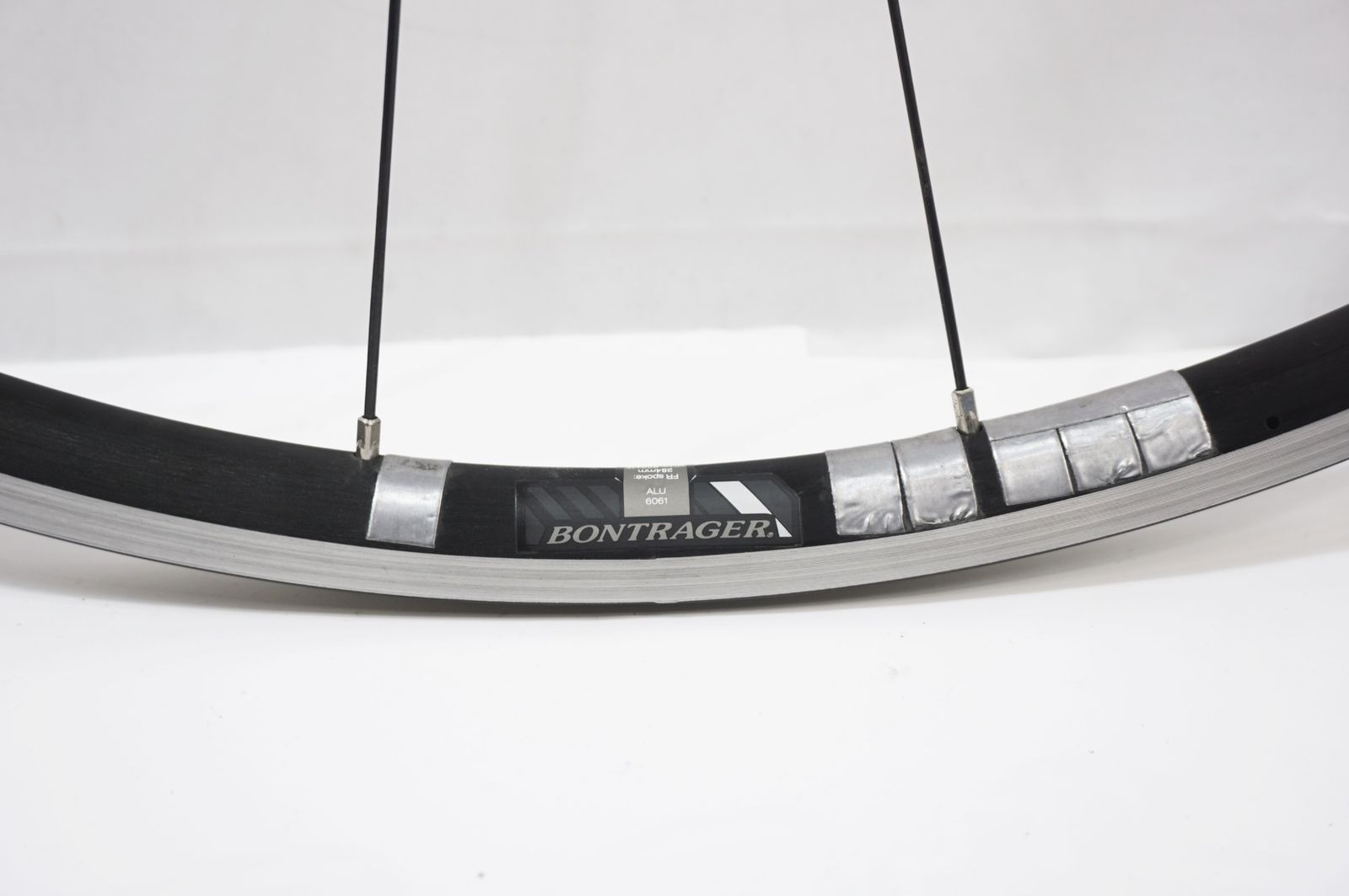 BONTRAGER 「ボントレガー」 RACE フロントホイール