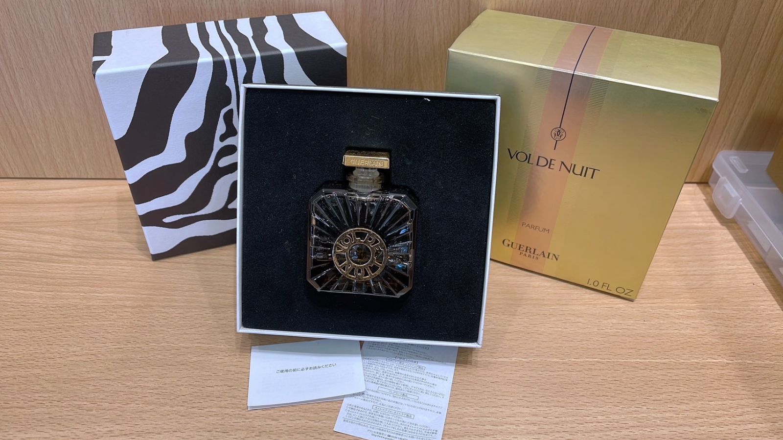 【美品】夜間飛行 ゲラン PARFUM 香水　30ml 1015005988214016_01_6276.jpeg