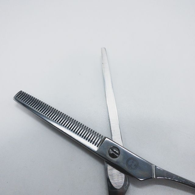 中野製作所 菊王冠 BOB K442 中野製作所 菊王冠 BOB K442 スキ鋏 | 中野製作所 ONLINE SHOP