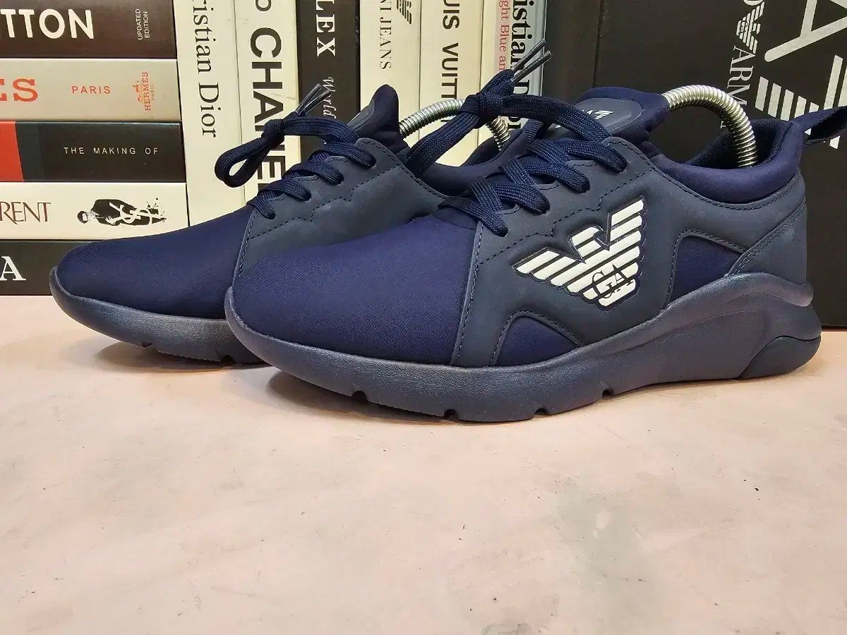 ARMANI アルマーニ アルマーニ メンズ ランニングシューズ スニーカー 255