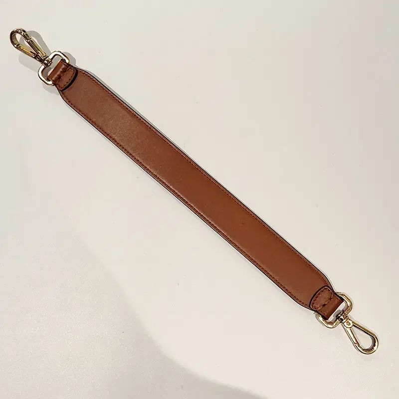 フェンディ モントレゾール