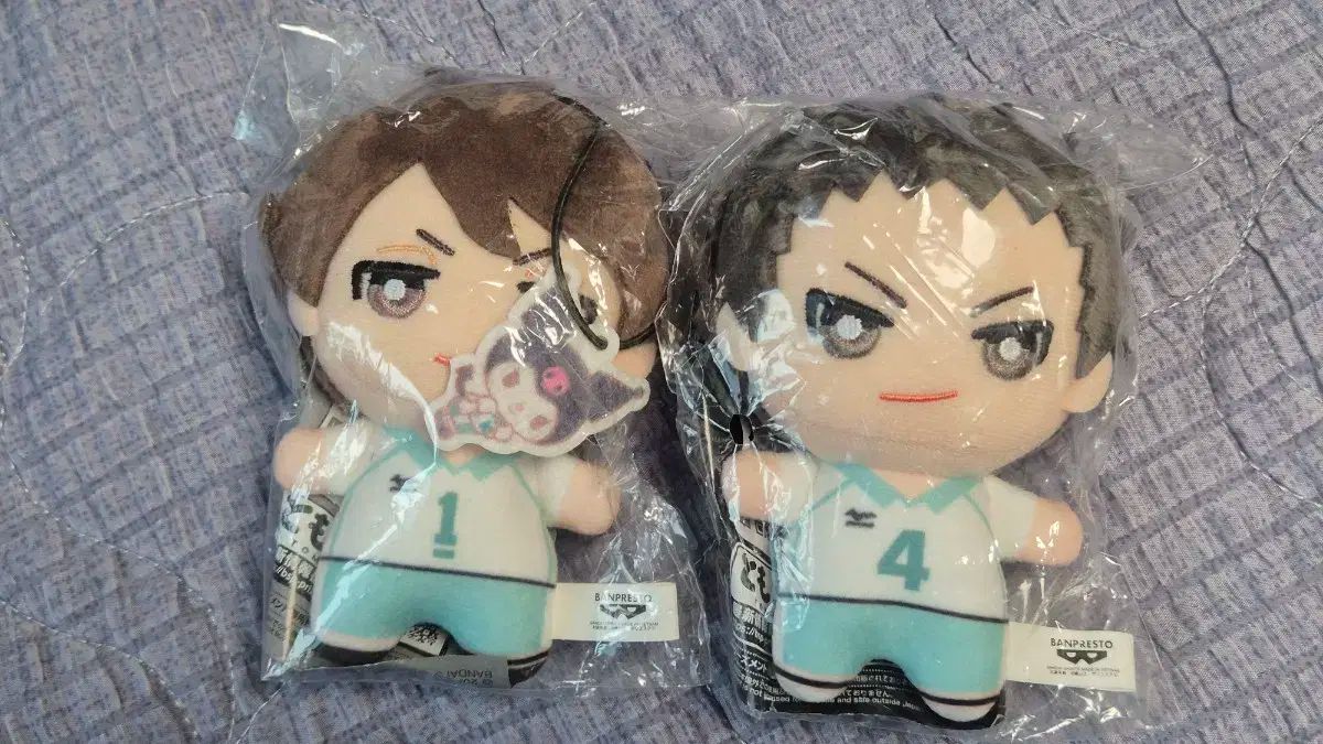 ハイキュー　サンリオ　コラボ　レア　ホログラム　缶バッジ　孤爪研磨　セット　② ハイキュー サンリオ コラボ レア ホログラム 缶バッジ 孤爪研磨