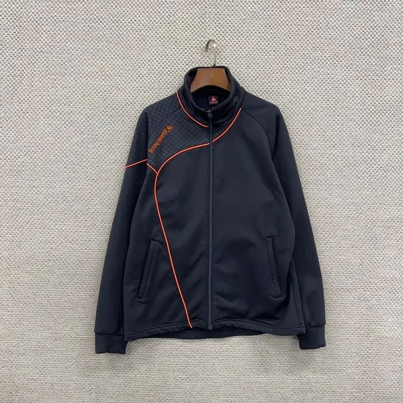 le coq sportif(ルコックスポルティフ) スポーツ バックロゴ 裏起毛 トラックトップス ジップアップ ジャージ 105 S07976