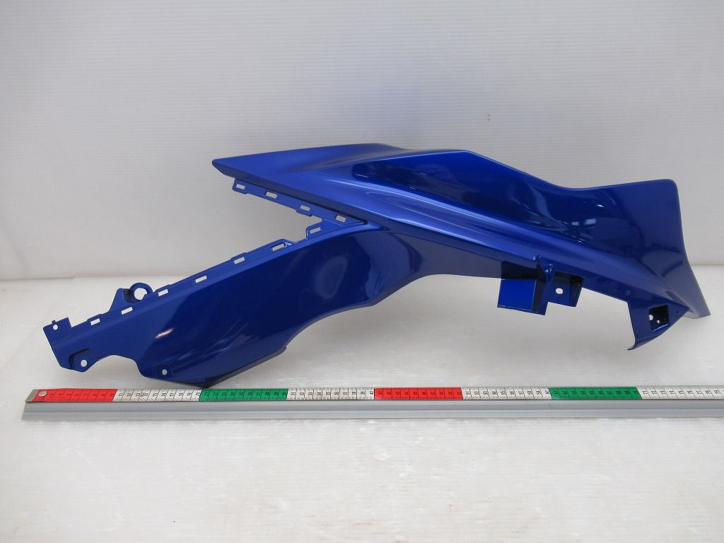 ヤマハ　純正　YZF-R3　サイドカウル右　BS7-F172H-00　青　未使用？
