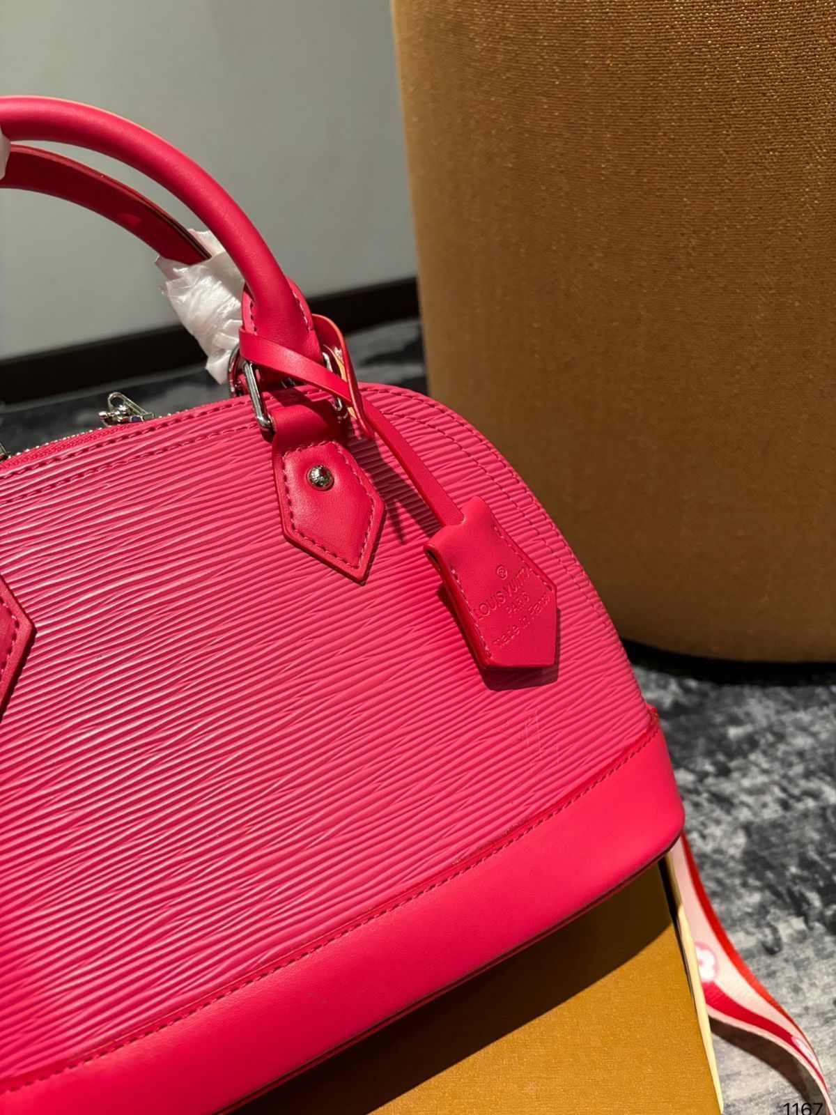 LV水波模様の貝殻バッグ カメラバッグ すなわちハンドバッグバッグバッグバッグ 財布 鍵バッグ 小銭入れ ハンドバッグ バッグ バッグ ショルダーバッグ ポーチを含む STEELWINDOWSANDDOORS_COM