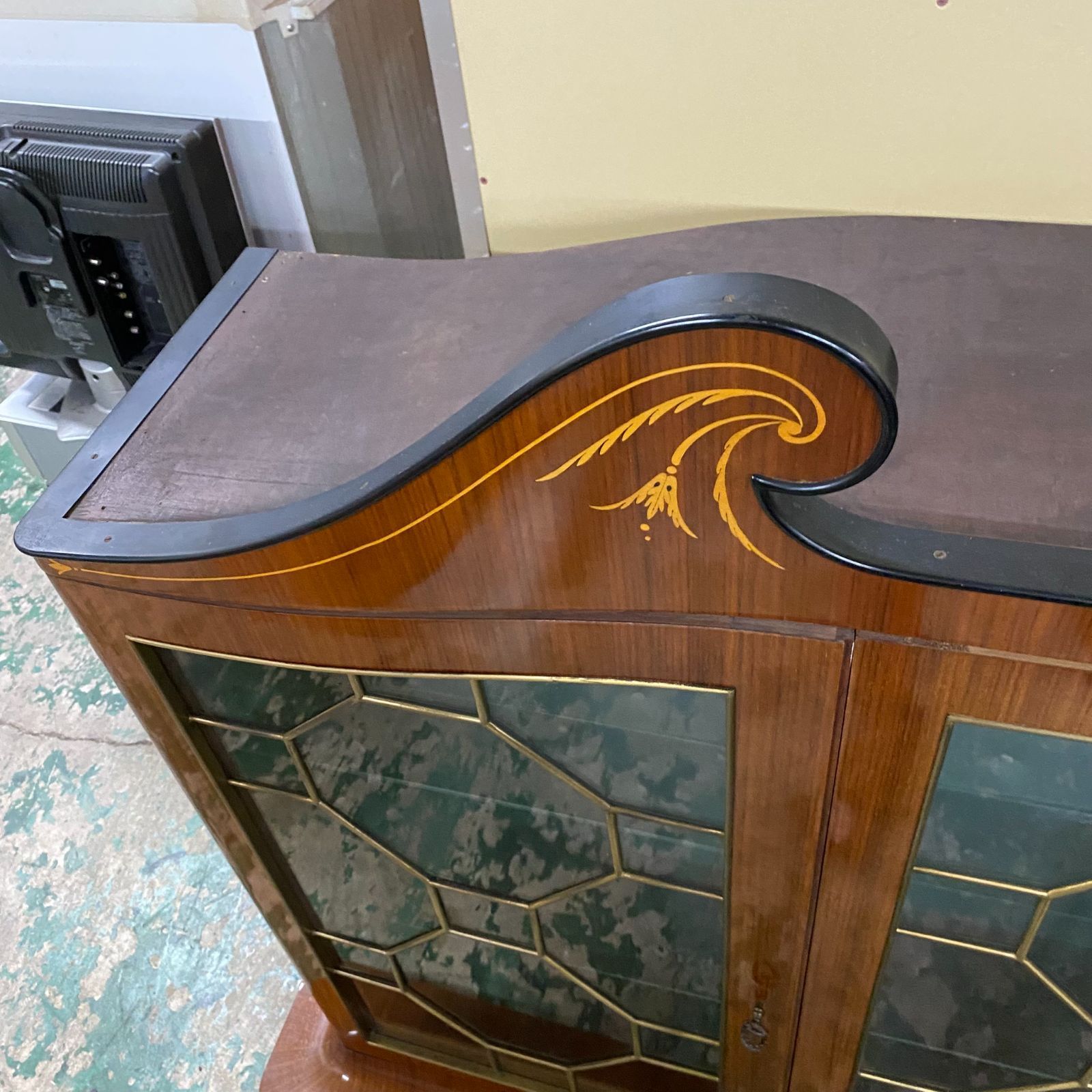 アンティークキャビネット 猫脚 引取り USTAUSTRALIA_COM_AU