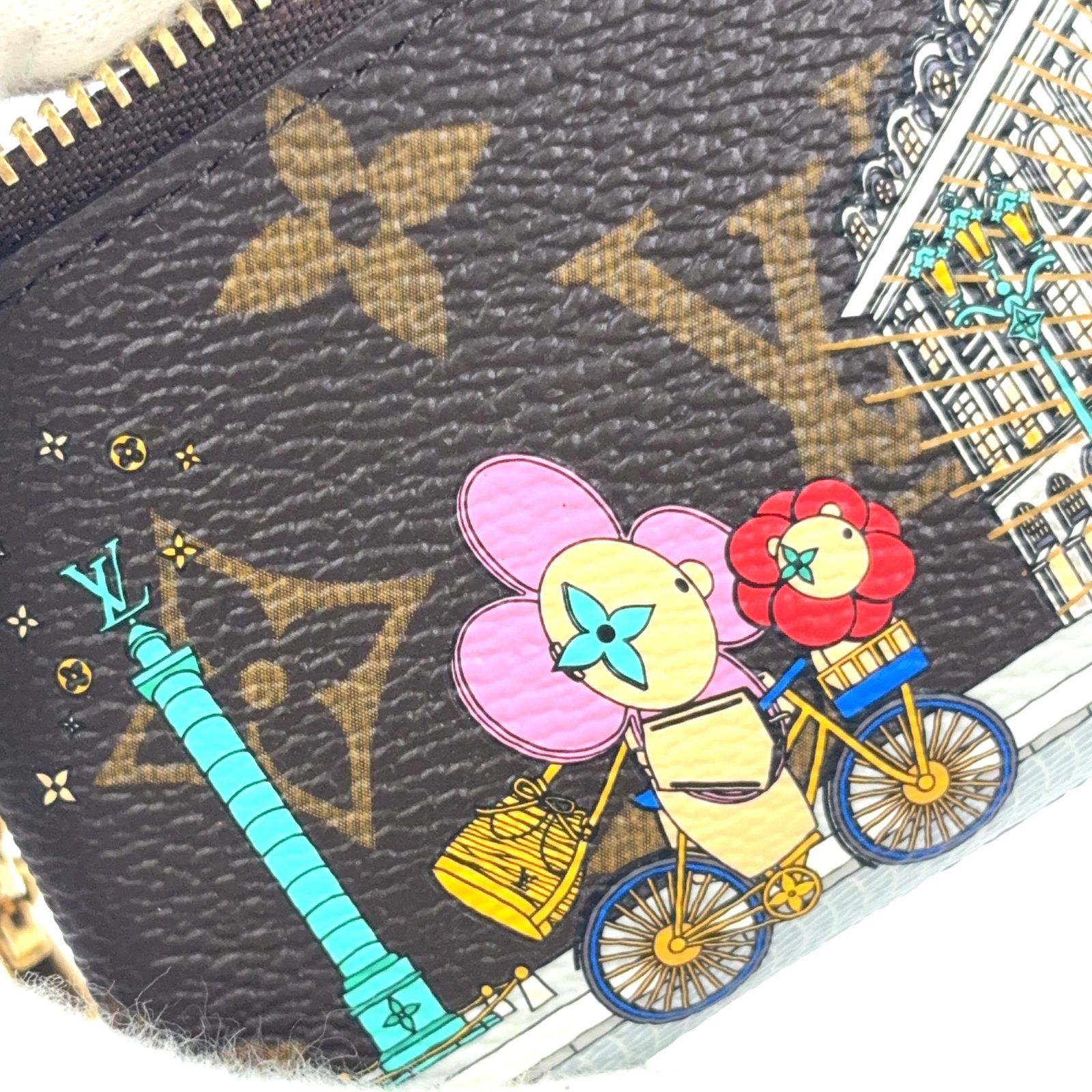 ヴィヴィエンヌ ホリデイ