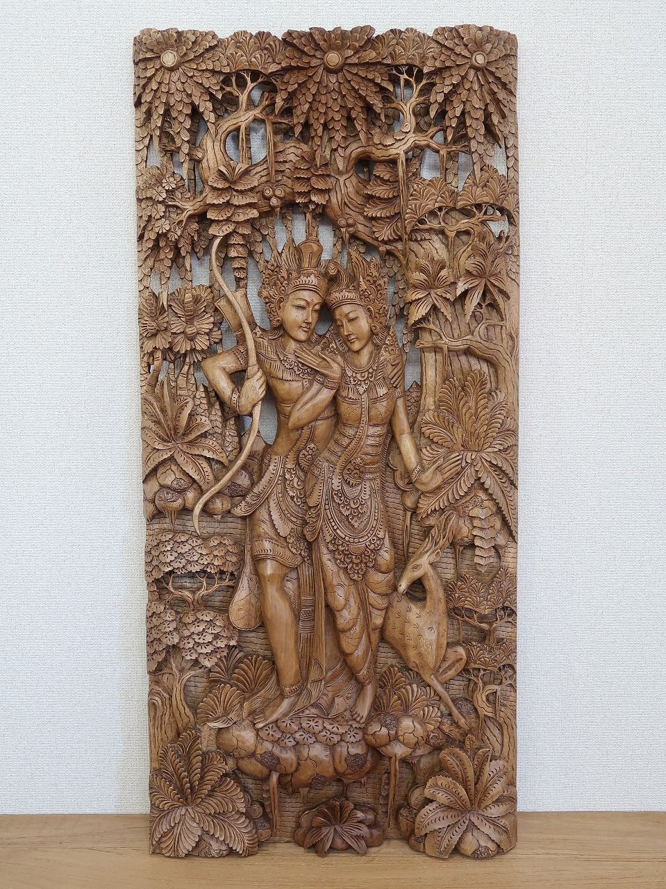 9,660円アジアン　バリ島　ラーマヤナ物語 ラーマ＆シータ 木彫りのレリーフ　24の507