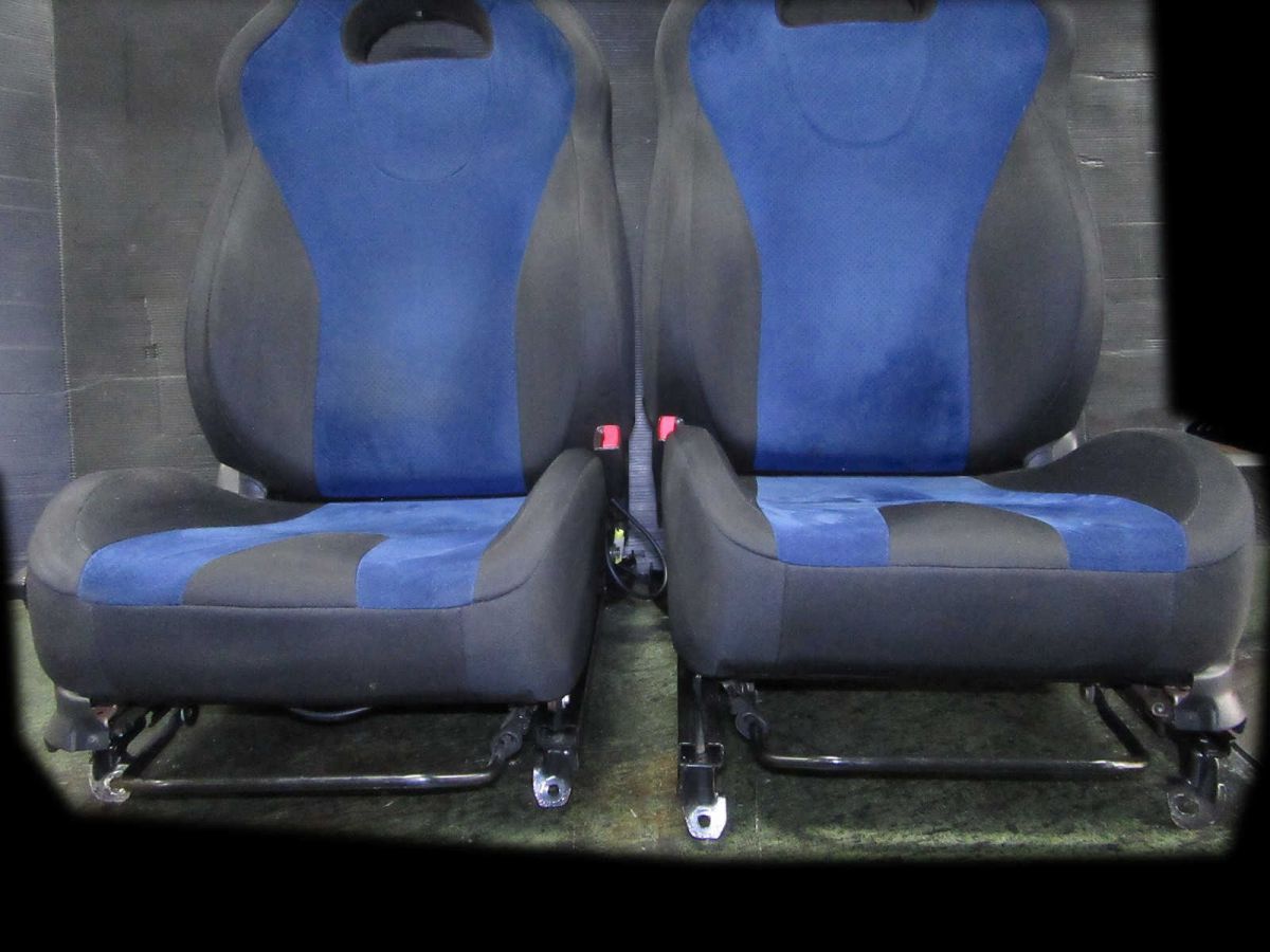 左右 フロントシート